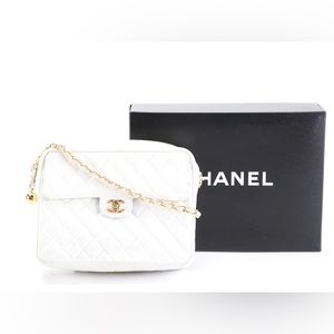 Chanel Shoulder Bag in Quilted Caviar Leather with Box